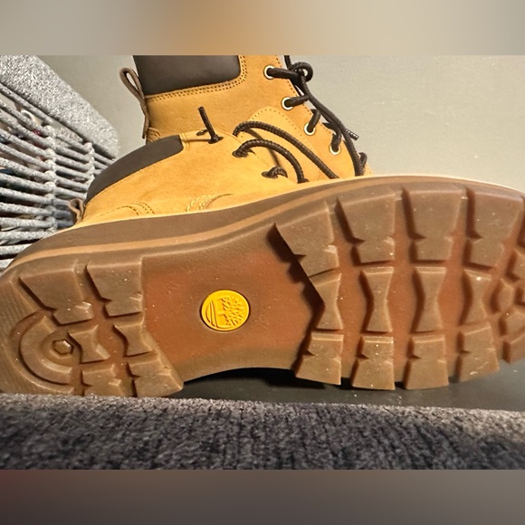 Women’s Timberland boot - Picture 7 of 7